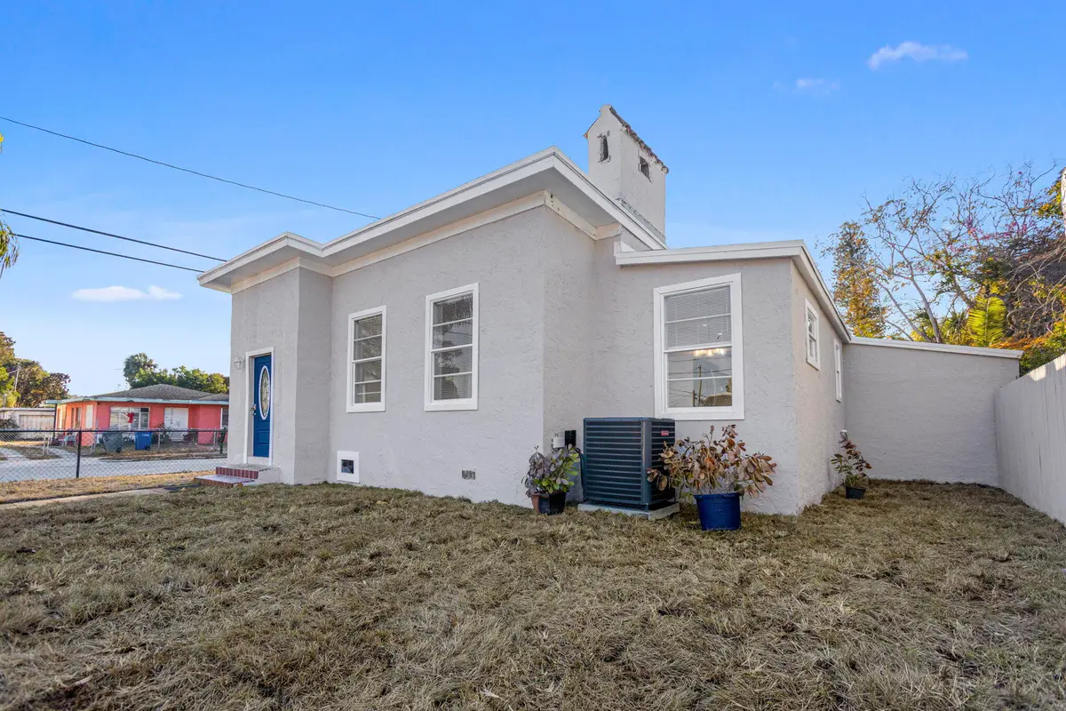 139 Alma Court, Fort Pierce, FL 34950 - Image #1