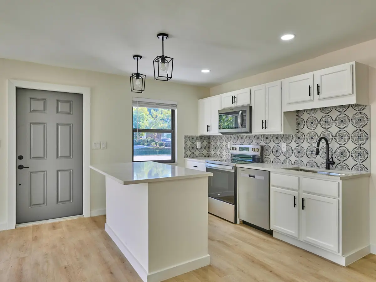 328 SW 11th Avenue, Delray Beach, FL 33444 - #1