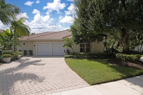 2771 Twin Oaks Way, Wellington, FL 33414