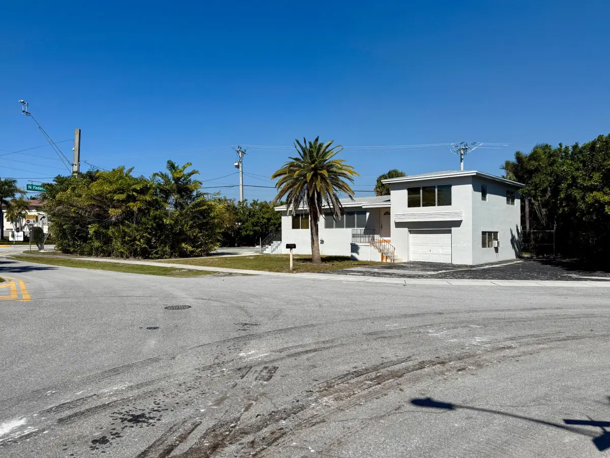 401 NE 15th Terrace, Boca Raton, FL 33432 - #1