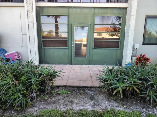 4100 Tivoli Court #104, Lake Worth, FL 33467