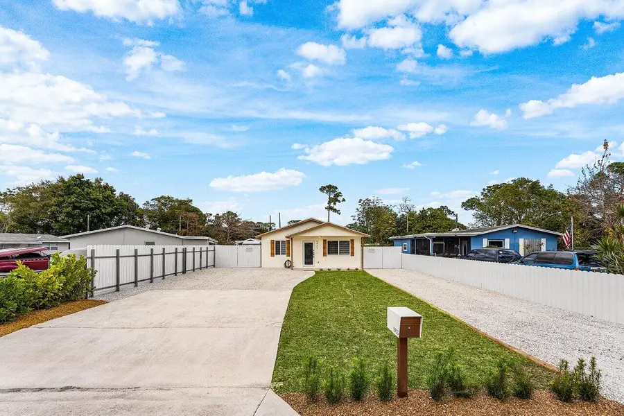 5923 Mango Road, West Palm Beach, FL 33413 - Image #2