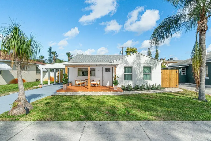 423 W Ocean Avenue, Lantana, FL 33462 - #2