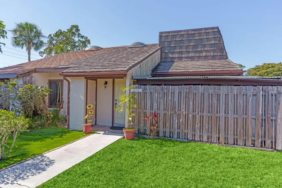 4236 Palm Bay Circle #B, West Palm Beach, FL 33406 - Image #3