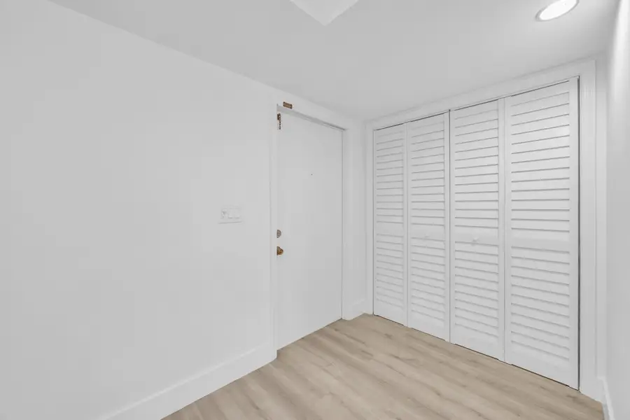 1250 Sugar Sands Boulevard, Riviera Beach, FL 33404 - Image #3