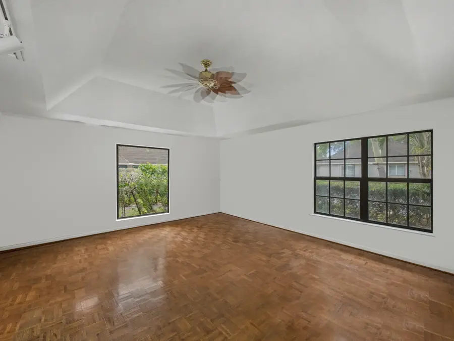 11354 Briarwood W/ 50ft Slip Place, North Palm Beach, FL 33408 - Image #3