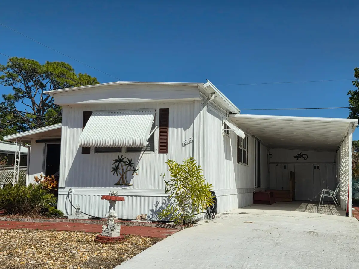 8121 SE Skylark Avenue, Hobe Sound, FL 33455 - Image #1