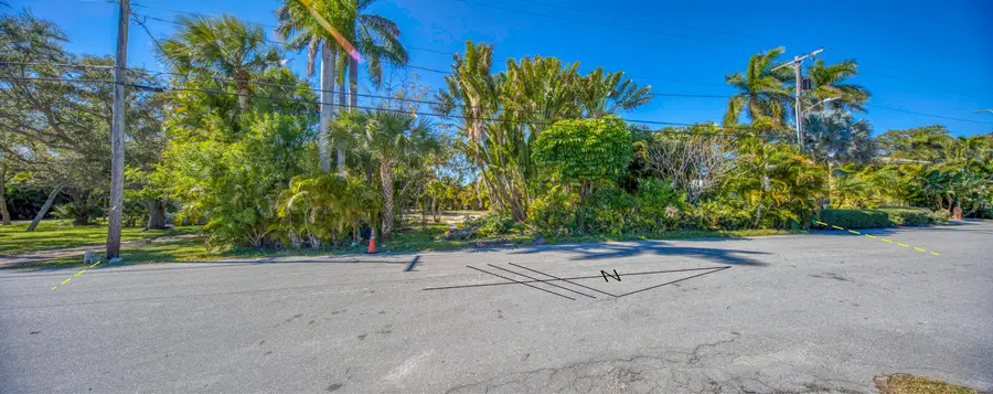 1118 S Palmway, Lake Worth Beach, FL 33460 - Image #2