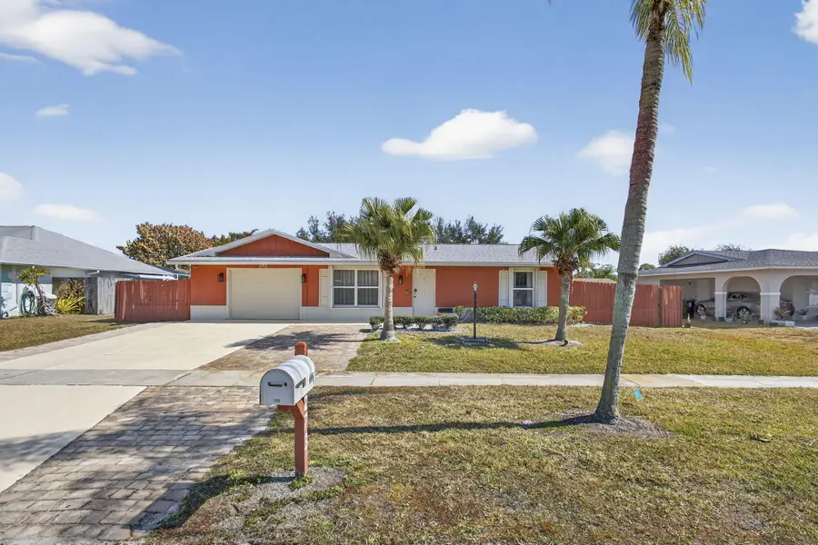 273 NE Orchard Street, Port Saint Lucie, FL 34983 - Image #2