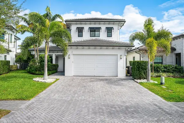 3019 Gin Berry Way, West Palm Beach, FL 33401