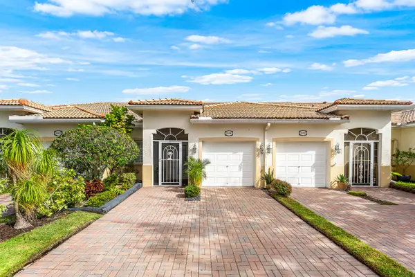 2356 Windjammer Way, West Palm Beach, FL 33411