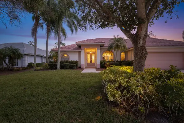 1507 SW Mockingbird Circle, Port St Lucie, FL 34986
