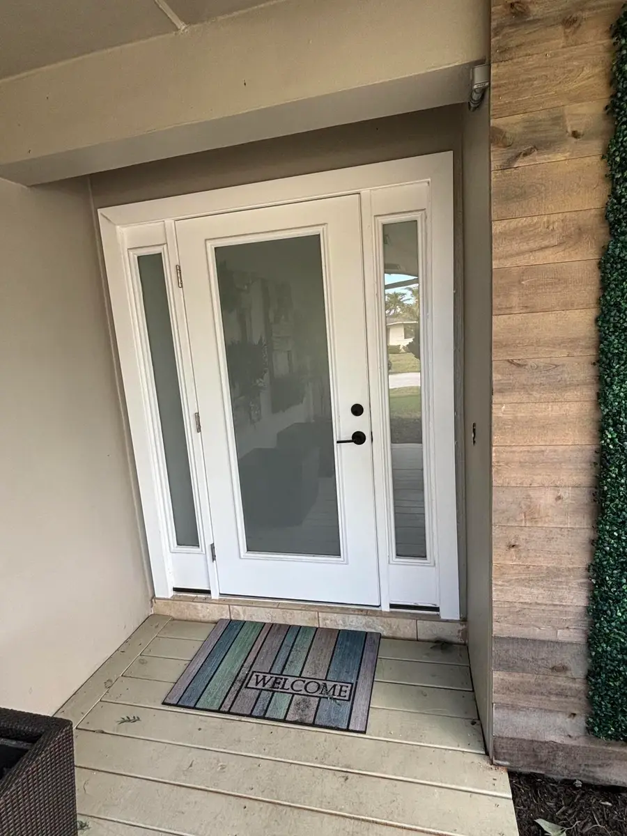 3762 Dogwood Avenue, Palm Beach Gardens, FL 33410 - Image #2