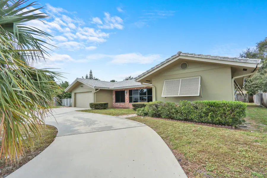 563 NW 13th Drive, Boca Raton, FL 33486 - Image #2