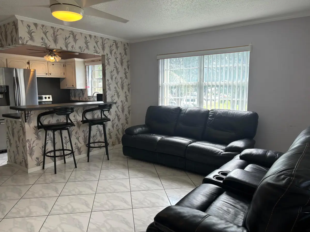 81 Windsor D, West Palm Beach, FL 33417 - Image #1