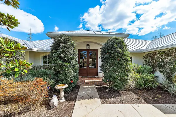 16434 75th Way N, Palm Beach Gardens, FL 33418