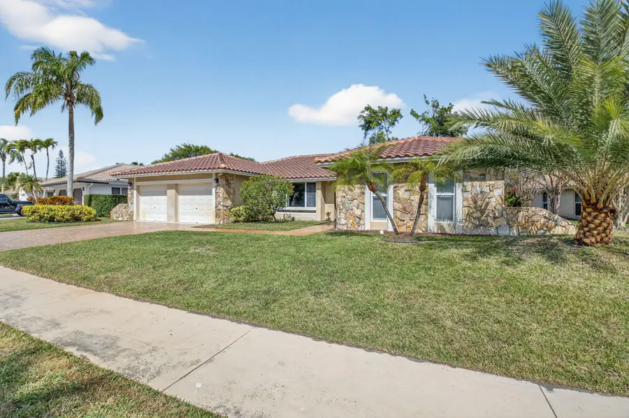 10185 Harbourtown Court, Boca Raton, FL 33498 - Image #2