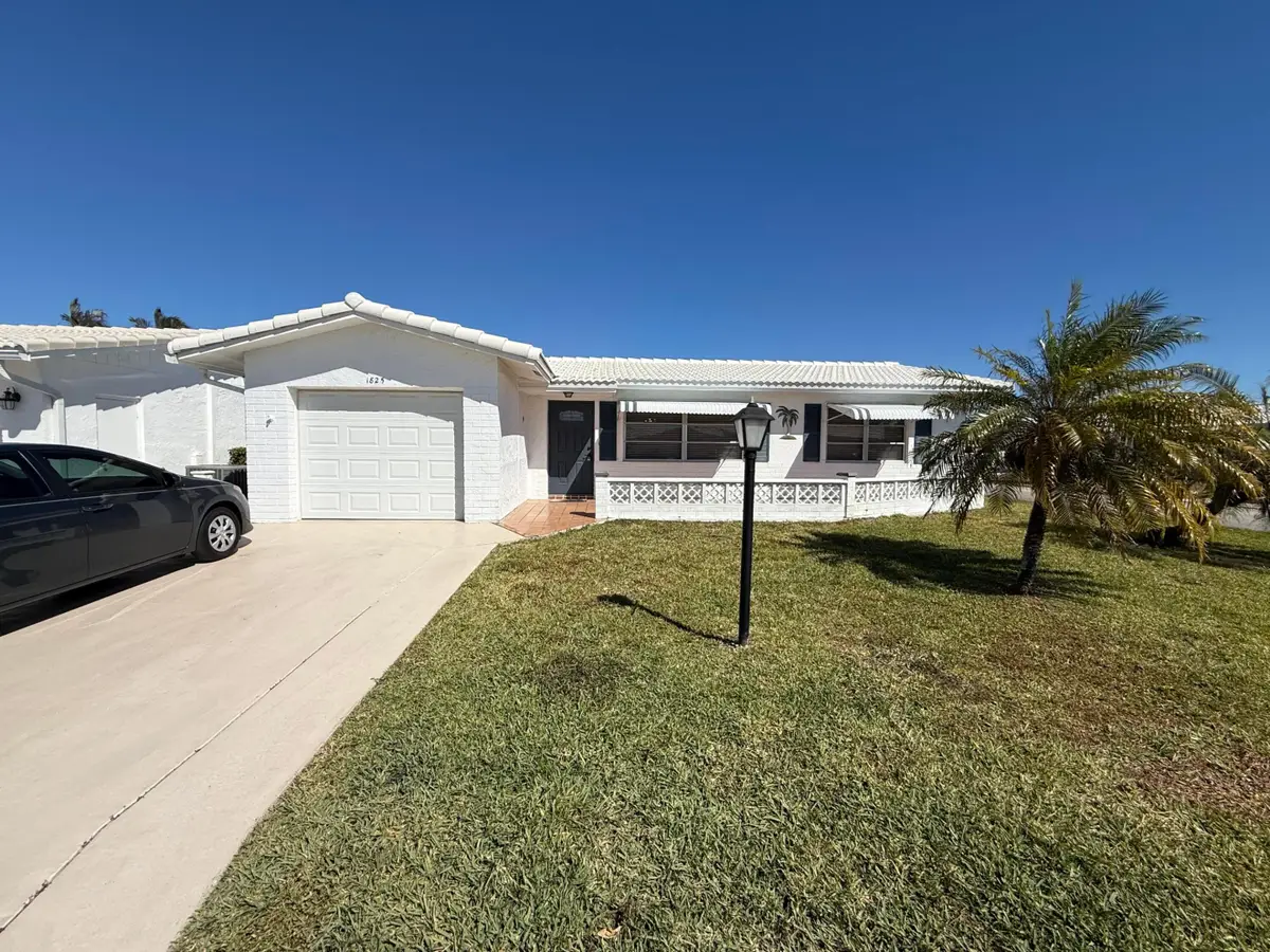 1825 SW 17th Street, Boynton Beach, FL 33426 - #1