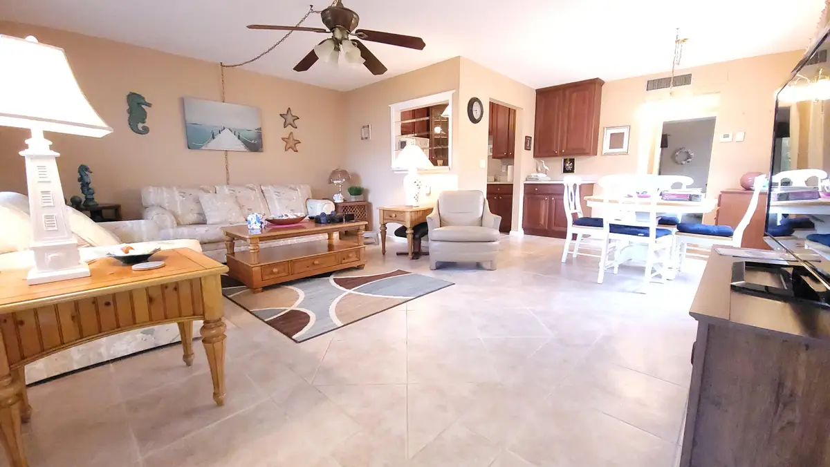 81 Coventry D, West Palm Beach, FL 33417 - Image #1