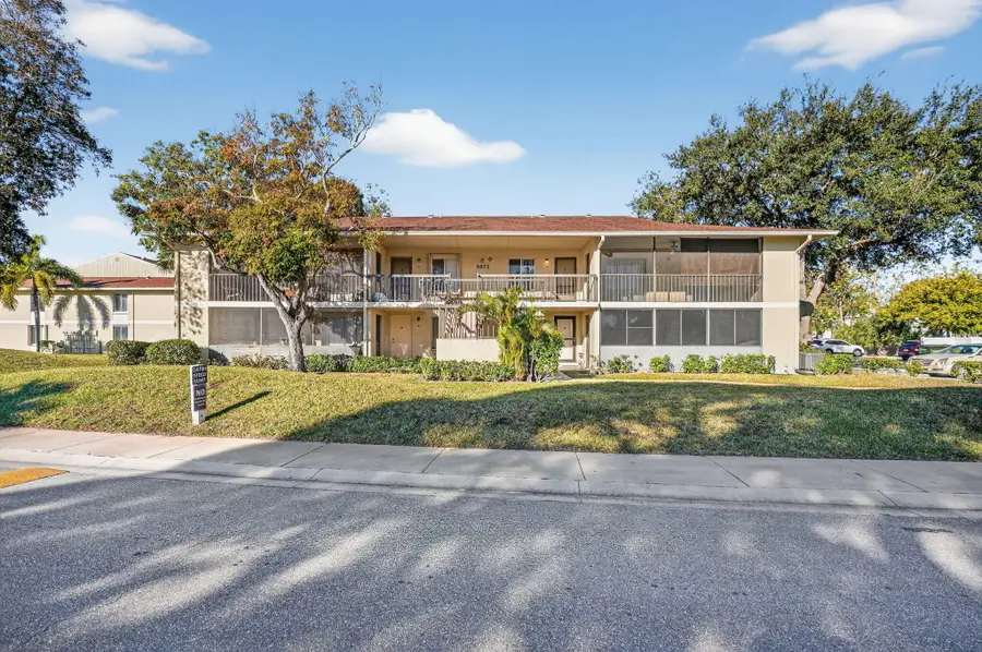 6572 Chasewood Drive #F, Jupiter, FL 33458 - Image #2