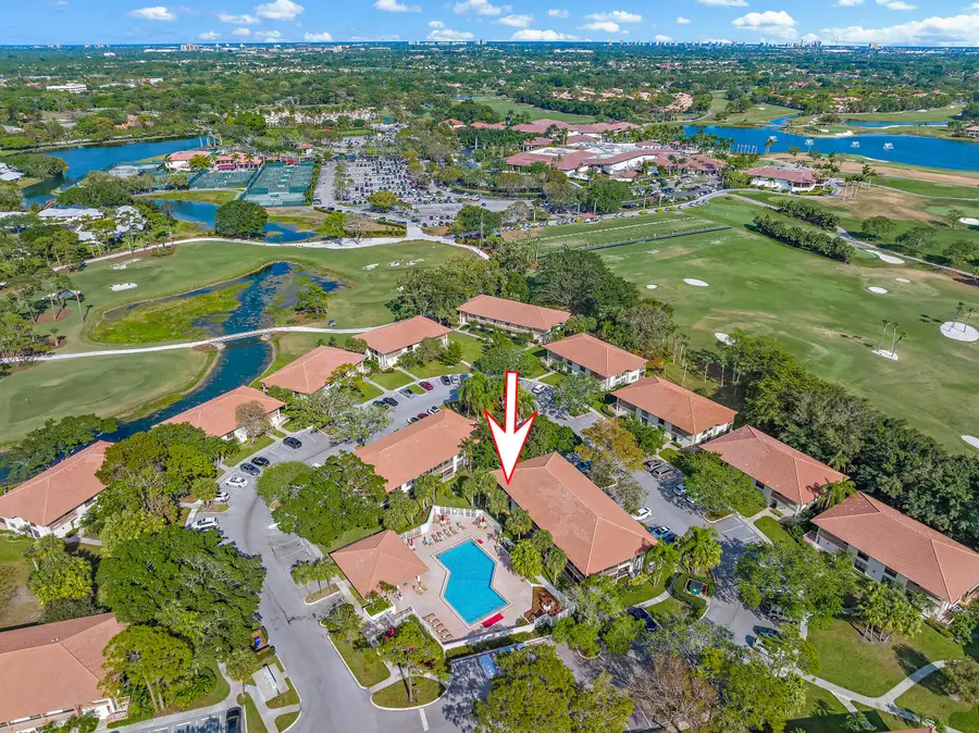 407 Brackenwood Lane S, Palm Beach Gardens, FL 33418 - Image #2