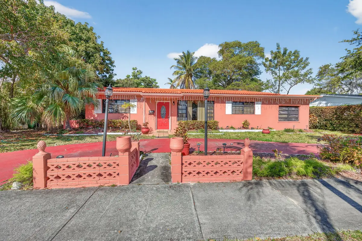 9281 Martinique Drive, Miami, FL 33189 - #1