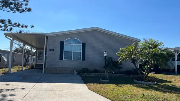 621 Puffin Drive, Barefoot Bay, FL 32976