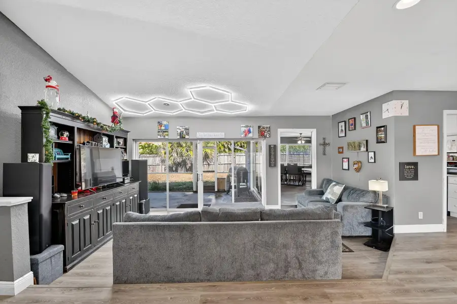 1321 Wyndcliff Drive, Wellington, FL 33414 - Image #2