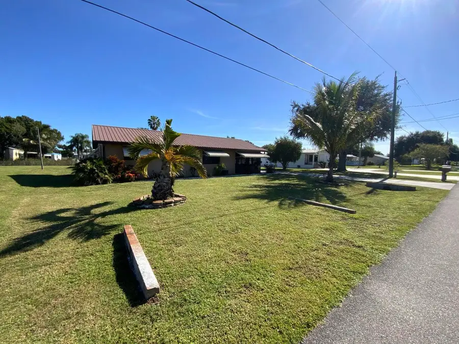 1095 Chobee Loop, Okeechobee, FL 34974 - Image #3