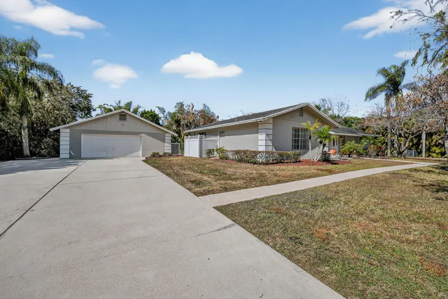 15315 78th Drive N, Palm Beach Gardens, FL 33418 - #2