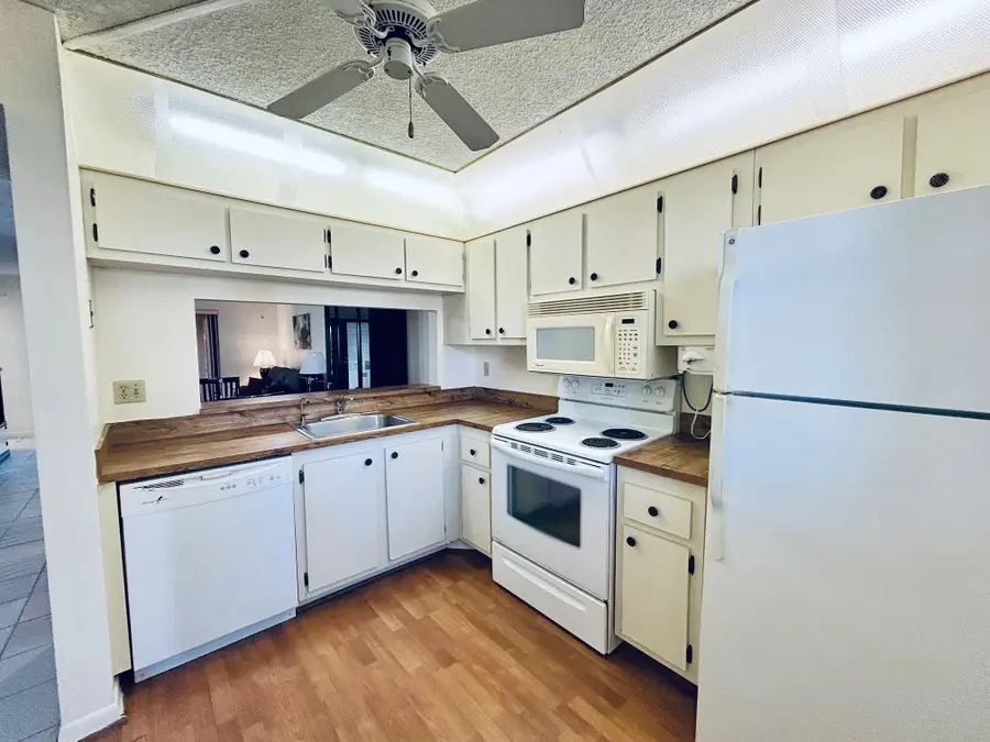 7214 Golf Colony Court #101, Lake Worth, FL 33467 - #3
