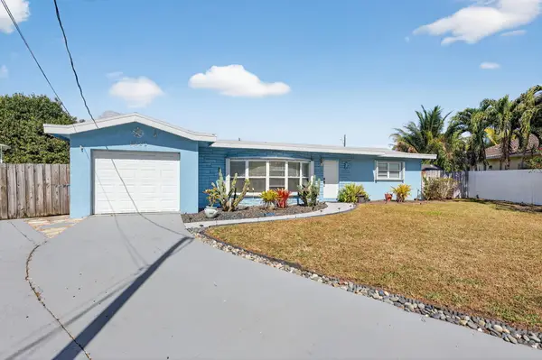 1223 Isle Court, Boynton Beach, FL 33426