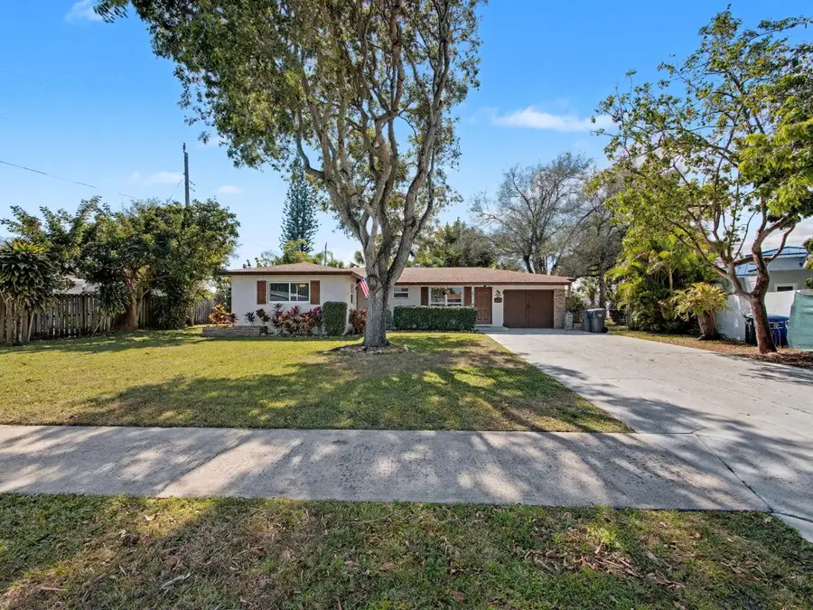 530 Australian Circle, Lake Park, FL 33403 - #2