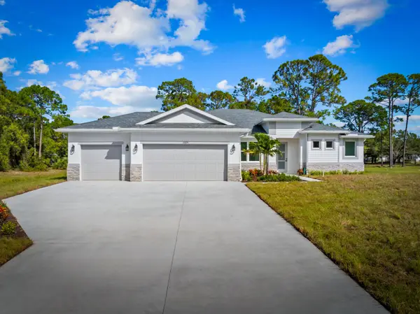 10652 Lighter Wood Lane, Fort Pierce, FL 34945