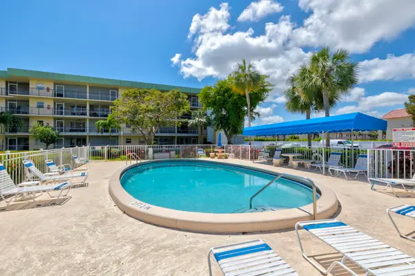 806 SE 7th Street #201, Deerfield Beach, FL 33441