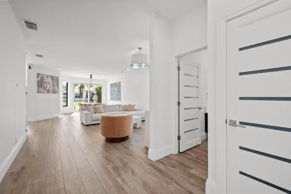 4070 NW 58th Lane, Boca Raton, FL 33496