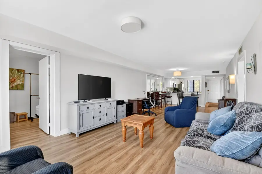 2701 Village Boulevard #303, West Palm Beach, FL 33409 - #2