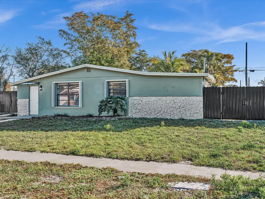 3870 SW 60th Avenue, Davie, FL 33314 - #3