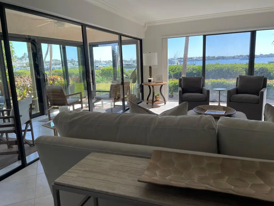 1660 Twelve Oaks Way #106 & 50 Ft Dock W/30k Li, North Palm Beach, FL 33408 - #3