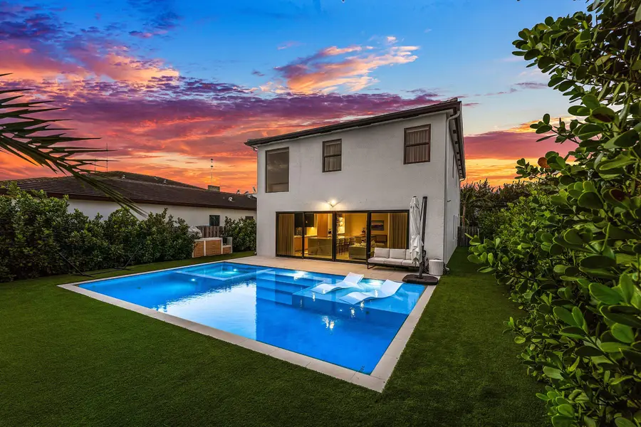 312 NE 210th Way, Miami, FL 33179 - #2