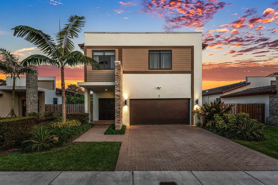 312 NE 210th Way, Miami, FL 33179 - #3
