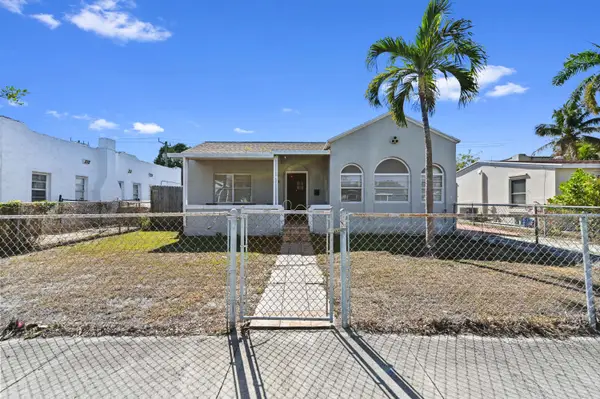 444 Monroe Drive, West Palm Beach, FL 33405