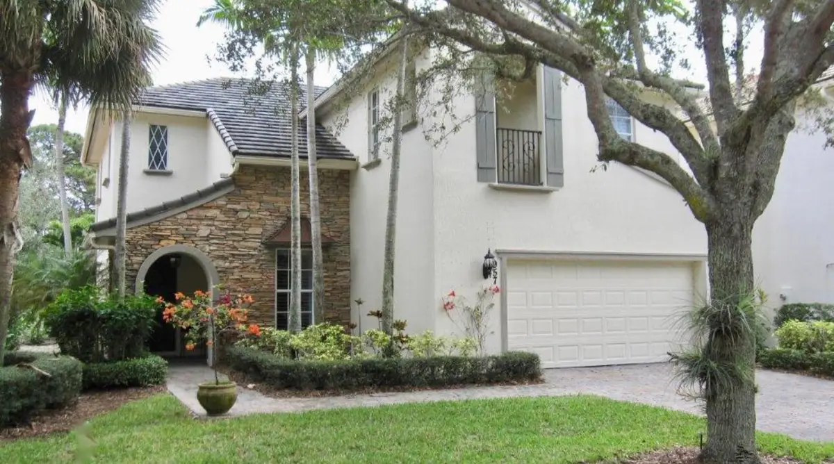 957 Mill Creek Drive, Palm Beach Gardens, FL 33410 - #1