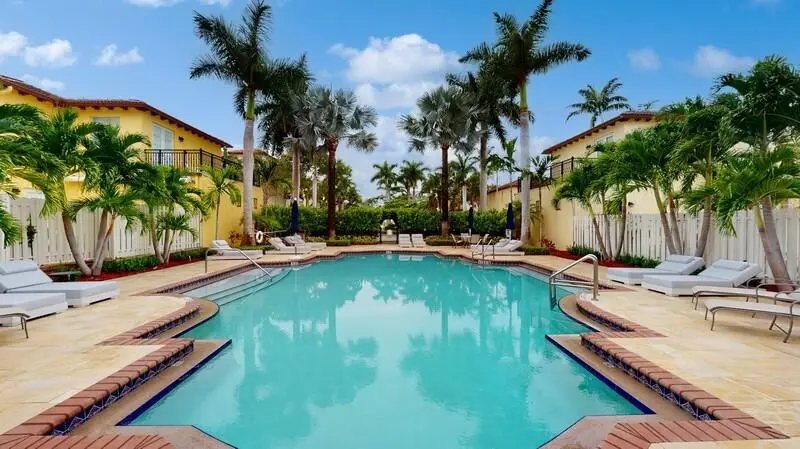 20 Via Floresta Drive, Highland Beach, FL 33487 - #3