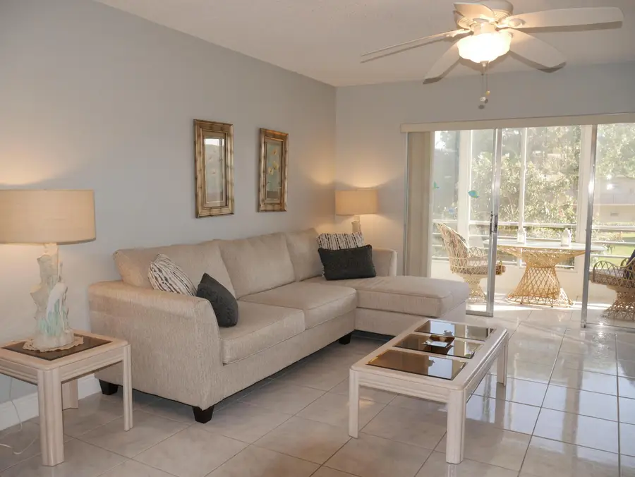 721 Lori Drive #208, Palm Springs, FL 33461 - #2