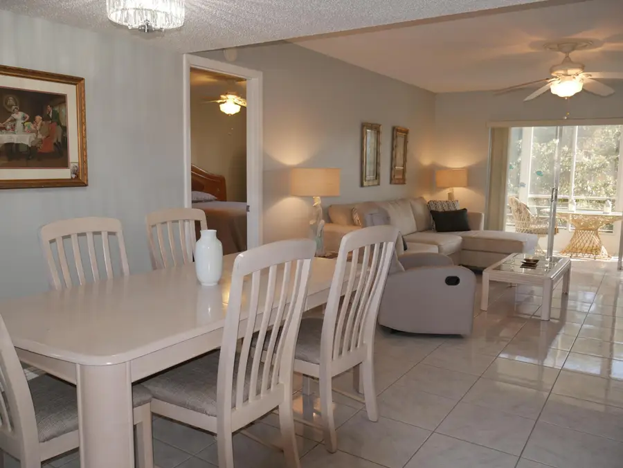 721 Lori Drive #208, Palm Springs, FL 33461 - #3