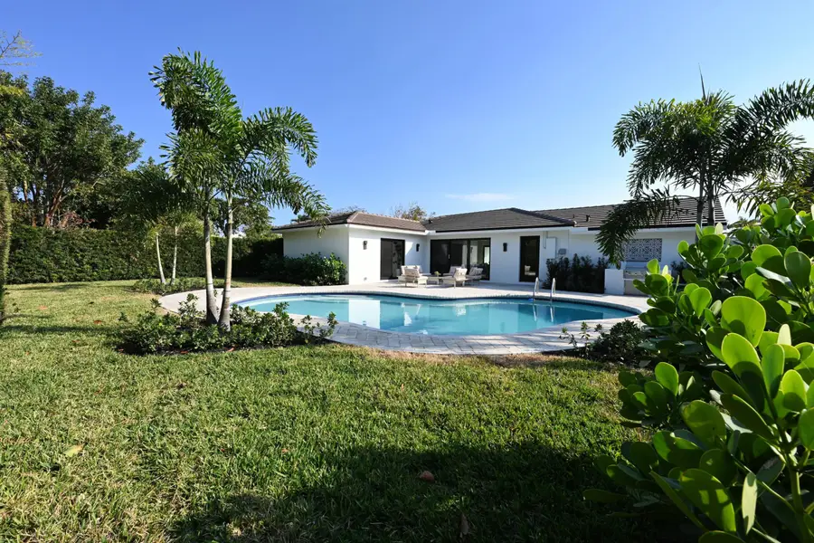 333 Alhambra Place, West Palm Beach, FL 33405 - #2