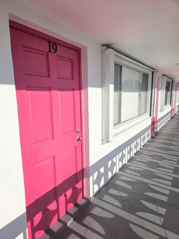 2180 Lake Osborne Drive #19, Lake Worth Beach, FL 33461