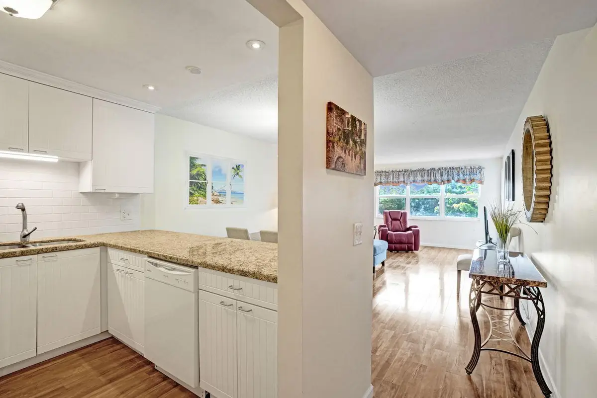 1502 S Lakeside Drive #303, Lake Worth Beach, FL 33460 - #1