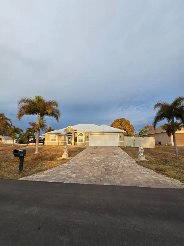 3212 SE Pinto Street, Port St Lucie, FL 34984